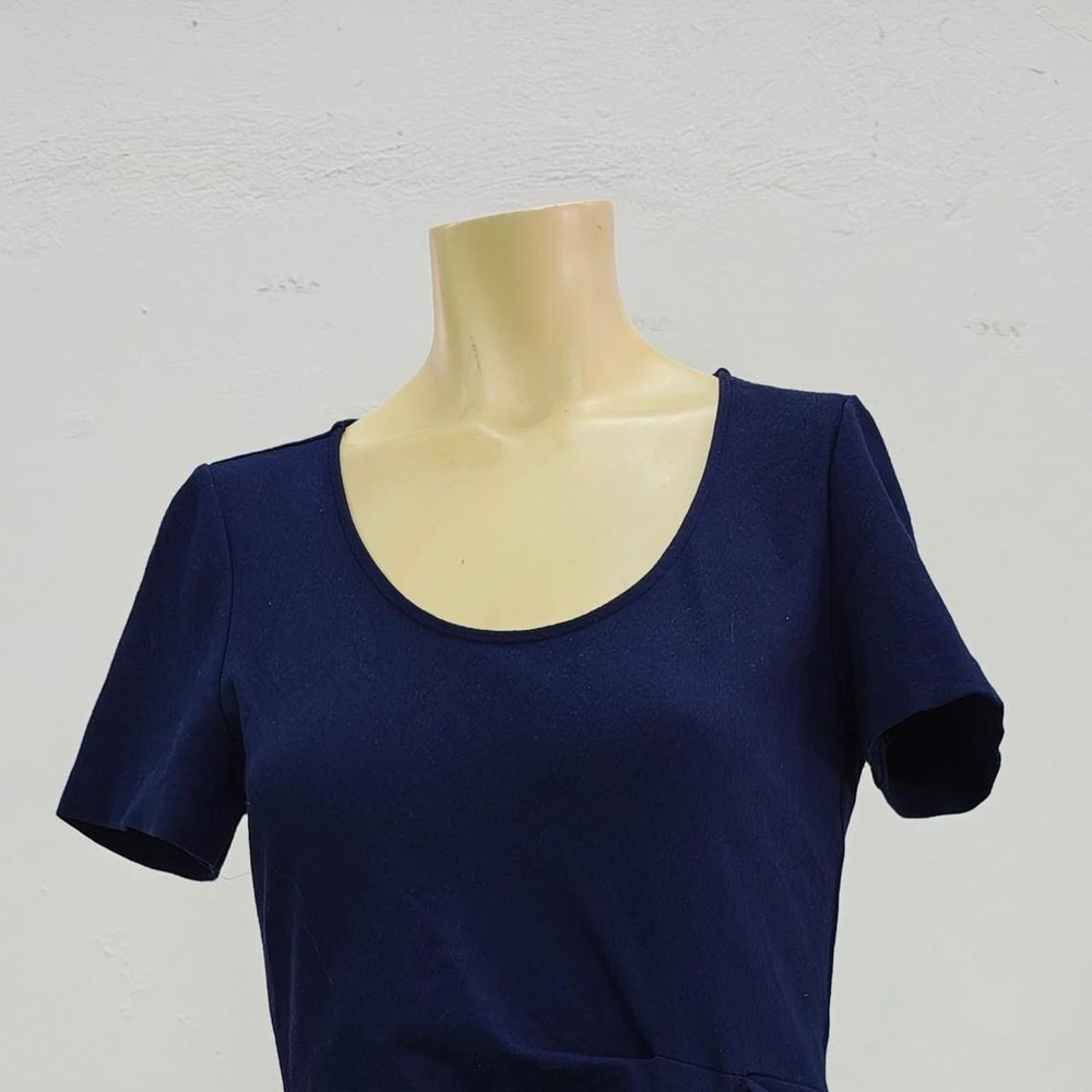 Saks Fifth Avenue Navy Blue Scoop Neck Short Sleeve Top Blouse Zip Back Womens